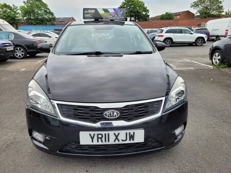 KIA CEED 1.6 CRDi 2 5dr